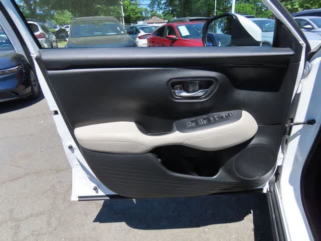 Certified 2024 Honda HR-V LX image 15