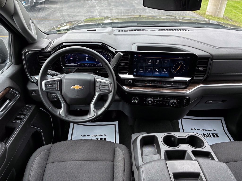 Used 2024 Chevrolet Silverado 1500 LT AWD/4WD image 10