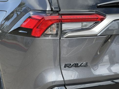 Used 2025 Toyota RAV4 XSE w/ Advanced Technology Package AWD/4WD image 27