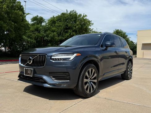 Used 2021 Volvo XC90 T5 Momentum w/ Protection Package Premier FWD image 2