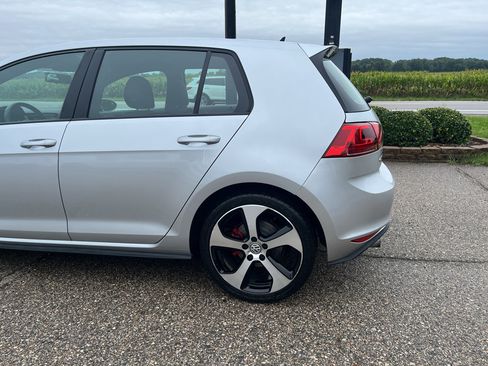 Used 2017 Volkswagen GTI S FWD image 3