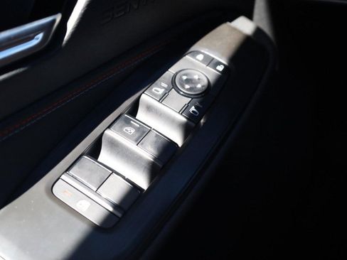 New 2026 Nissan Sentra SR w/ Floor Mat Package FWD image 17