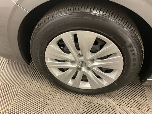 Used 2024 Nissan Sentra S image 13