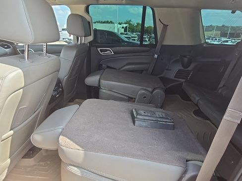 Used 2015 GMC Yukon Denali w/ Touring Package RWD image 18