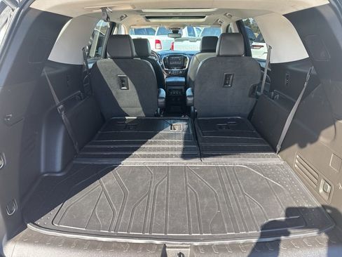 Used 2019 Chevrolet Traverse Premier w/ Driver Confidence II Package image 14