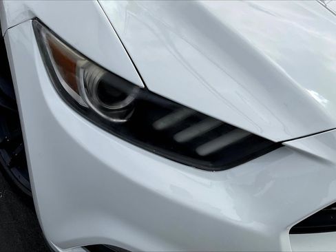 Used 2016 Ford Mustang Premium image 24