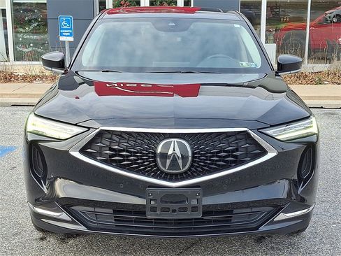 Used 2023 Acura MDX SH-AWD w/ Technology Package image 2