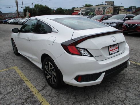 Used 2018 Honda Civic LX image 2