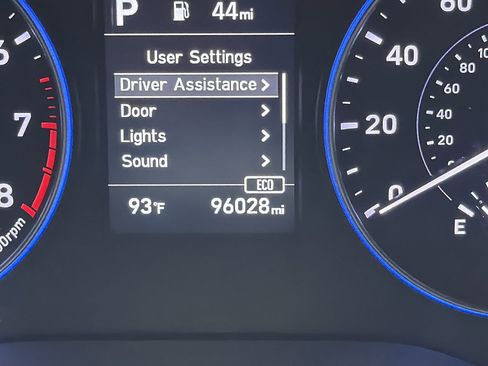 Used 2021 Hyundai Palisade SE AWD/4WD image 32