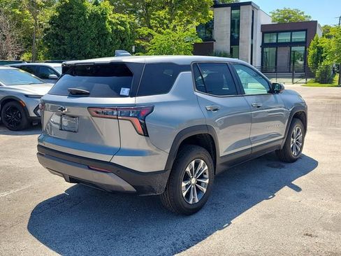 New 2026 Chevrolet Equinox LT w/ Safety and Technology Package image 3