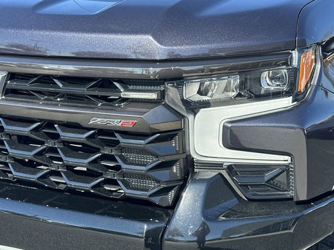 Used 2022 Chevrolet Silverado 1500 ZR2 image 11