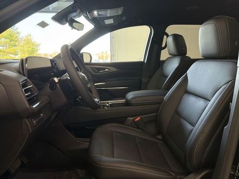 New 2026 Chevrolet Traverse LT w/ Midnight/Sport Edition AWD/4WD image 25