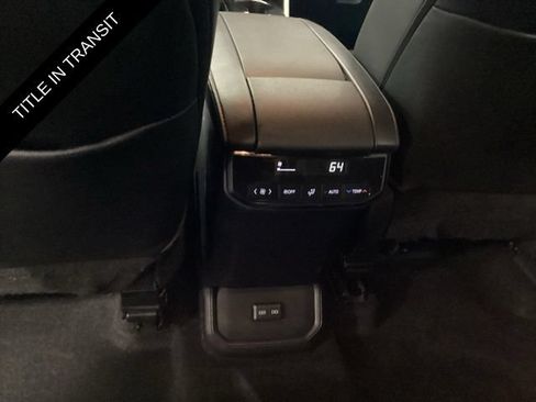 Used 2023 Toyota Highlander XSE AWD/4WD image 13