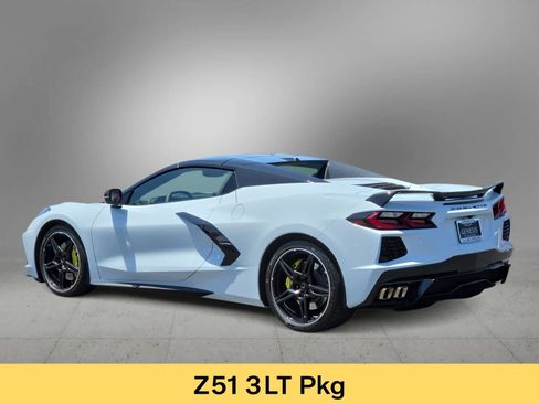 Used 2023 Chevrolet Corvette Stingray Premium Conv w/ Z51 Performance Package RWD image 6