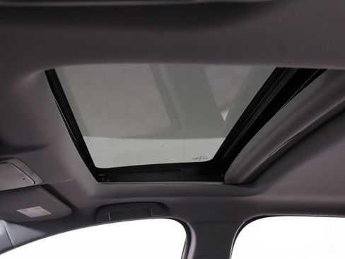 Used 2017 Honda CR-V EX image 16