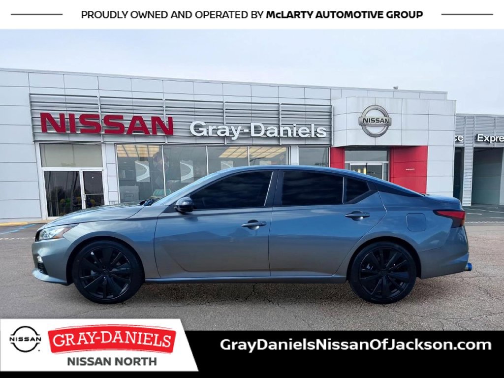 Used 2022 Nissan Altima 2.5 SR FWD image 4