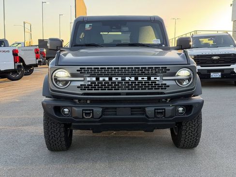 New 2025 Ford Bronco Badlands AWD/4WD image 2