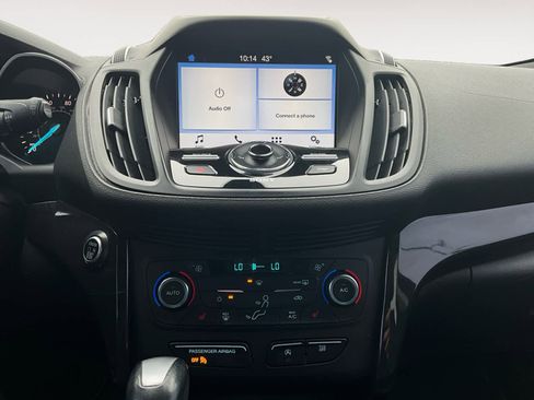 Used 2017 Ford Escape Titanium image 13