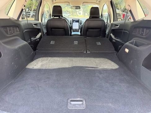 Used 2024 Ford Edge SEL AWD/4WD image 19