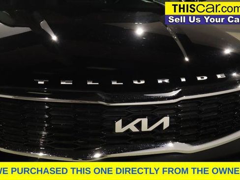Used 2022 Kia Telluride LX AWD/4WD image 12