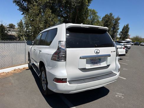 Used 2017 Lexus GX 460 Luxury AWD/4WD image 4