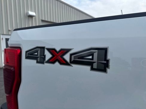 Used 2022 Ford F250 XLT AWD/4WD image 10