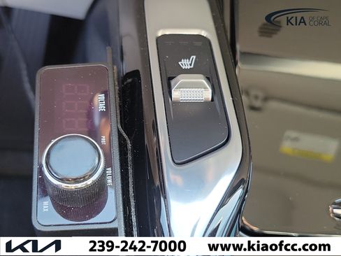 Certified 2022 Kia Sorento SX AWD/4WD image 32