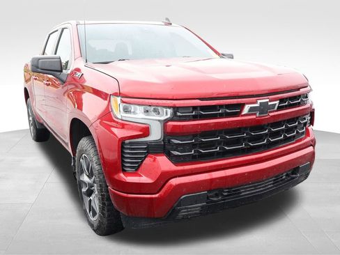 Used 2022 Chevrolet Silverado 1500 RST w/ Z71 Off-Road Package AWD/4WD image 14