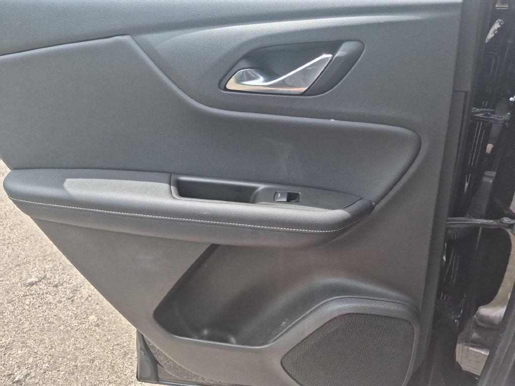 Used 2025 Chevrolet Blazer LT FWD image 26