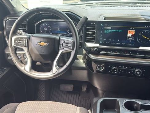 Used 2024 Chevrolet Silverado 1500 LT AWD/4WD image 27