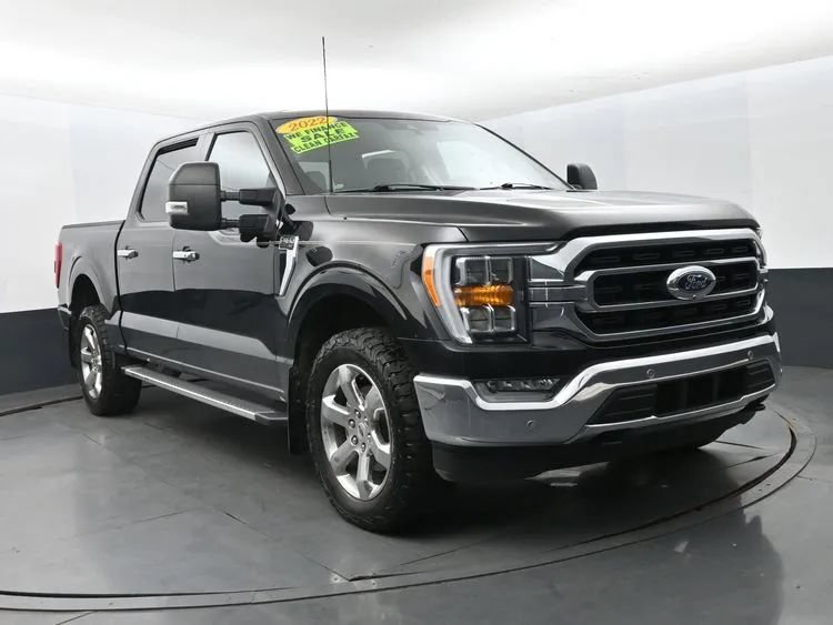 Used 2022 Ford F150 XLT w/ Equipment Group 302A High AWD/4WD image 3