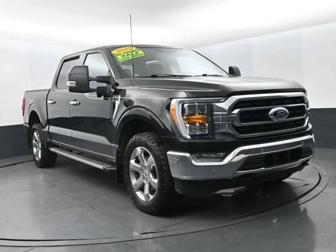 Used 2022 Ford F150 XLT w/ Equipment Group 302A High AWD/4WD image 3
