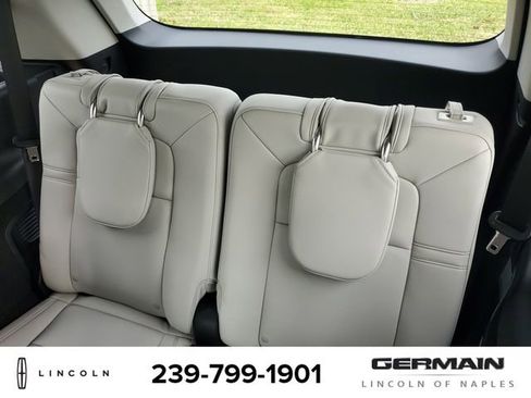 New 2025 Lincoln Aviator AWD w/ Equipment Group 101A image 20