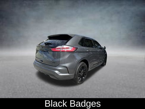 Used 2024 Ford Edge SE w/ Black Appearance Package AWD/4WD image 7
