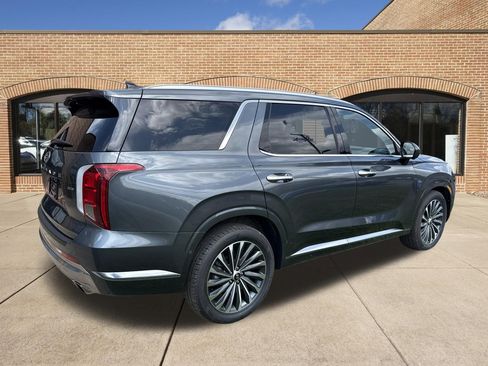Certified 2025 Hyundai Palisade Calligraphy AWD/4WD image 3