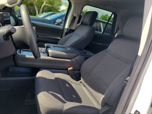 Certified 2025 Ford Expedition Active RWD image 19