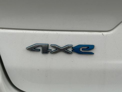 Used 2022 Jeep Grand Cherokee Limited 4xe w/ Luxury Tech Group II image 19