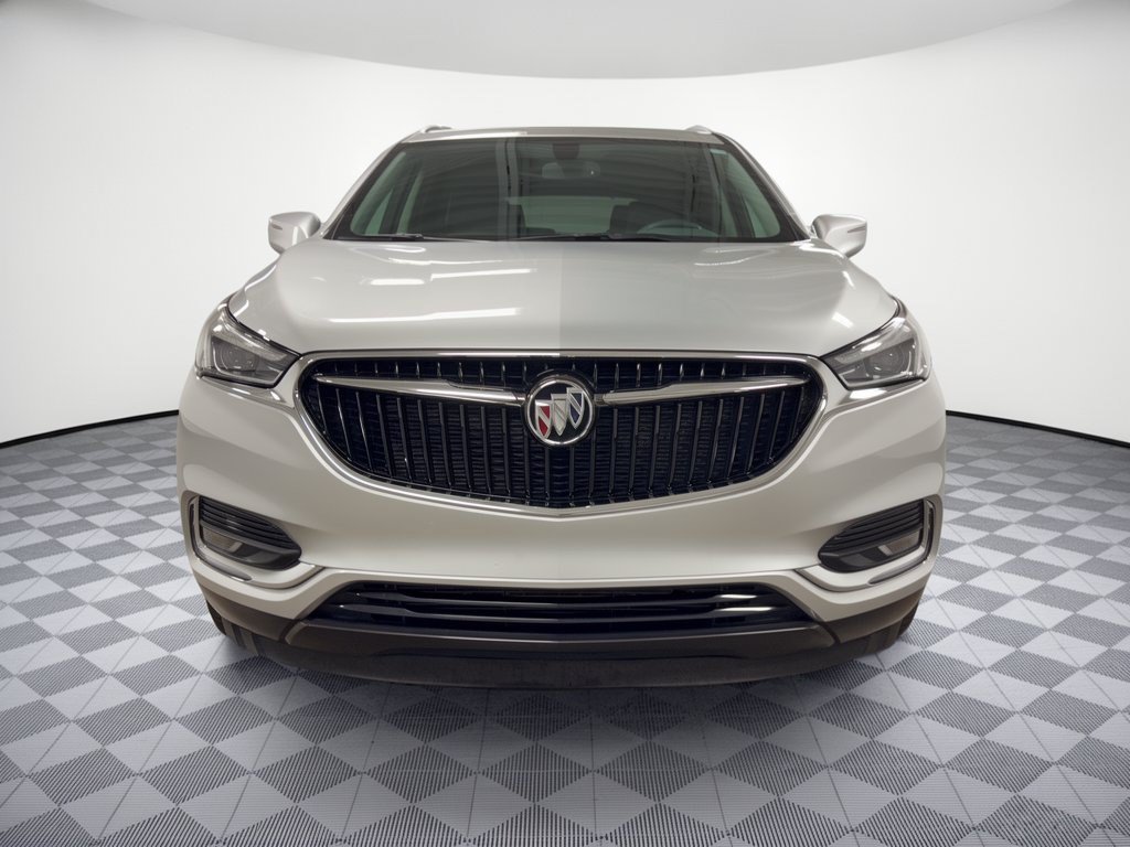 Used 2020 Buick Enclave Essence w/ LPO, Touring Package FWD image 6