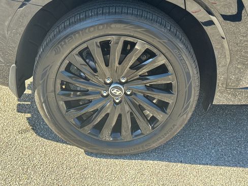 Used 2025 Hyundai Palisade Calligraphy image 17