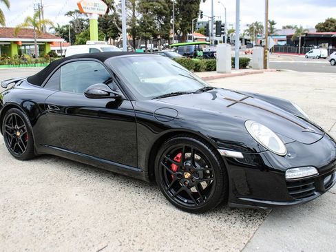 Used 2009 Porsche 911 Carrera S w/ PWR Seat Pkg image 8