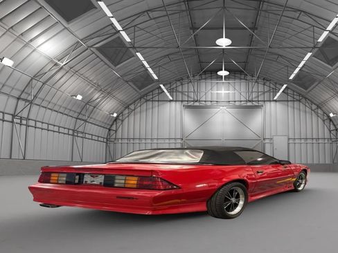 Used 1991 Chevrolet Camaro Z28 RWD image 2