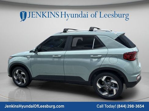 New 2026 Hyundai Venue SEL FWD image 7