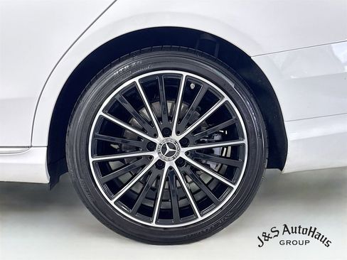 Used 2021 Mercedes-Benz C 300 C 300 image 37