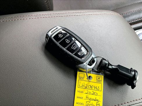 Used 2020 Hyundai Santa Fe Limited FWD image 14