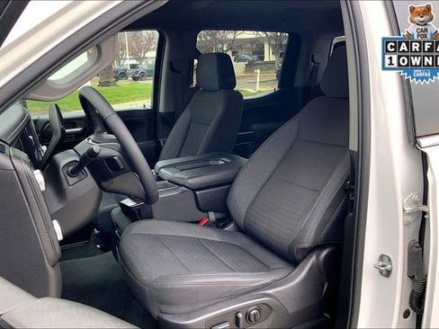 Used 2022 GMC Sierra 1500 SLE image 23