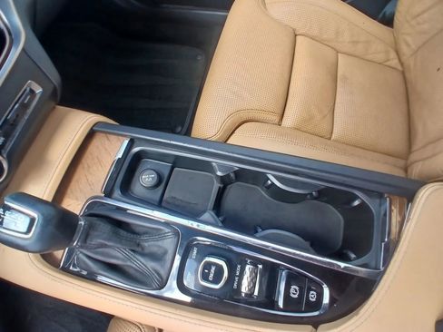 Used 2017 Volvo S90 T6 Inscription w/ Vision Package AWD/4WD image 35
