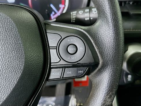 Used 2024 Toyota RAV4 LE image 17