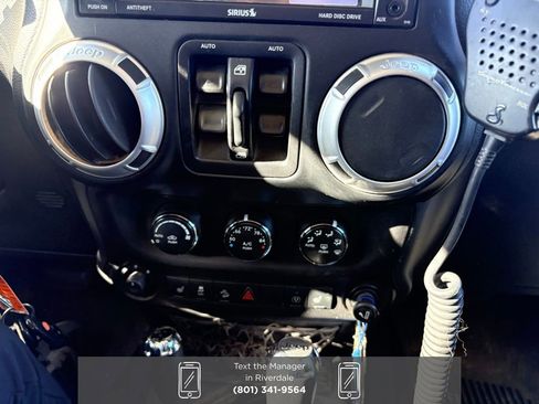 Used 2013 Jeep Wrangler Unlimited Sahara w/ Connectivity Group image 13