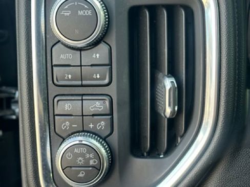 Used 2021 GMC Sierra 1500 AT4 w/ AT4 Premium Package image 12