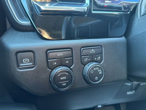 Certified 2024 Chevrolet Silverado 1500 LT image 15